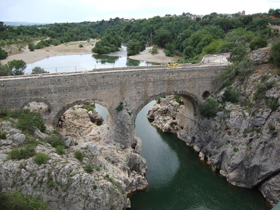 Charmante Cave Voutee 4 Personnes Saint-Jean-de-Fos エクステリア 写真